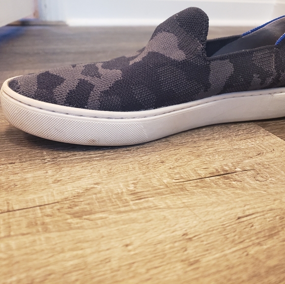 Rothy's Sneaker Camo size 9 - Picture 5 of 10